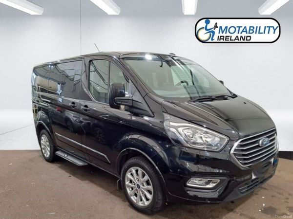 Ford Tourneo Custom MPV, Diesel, 2022, Black