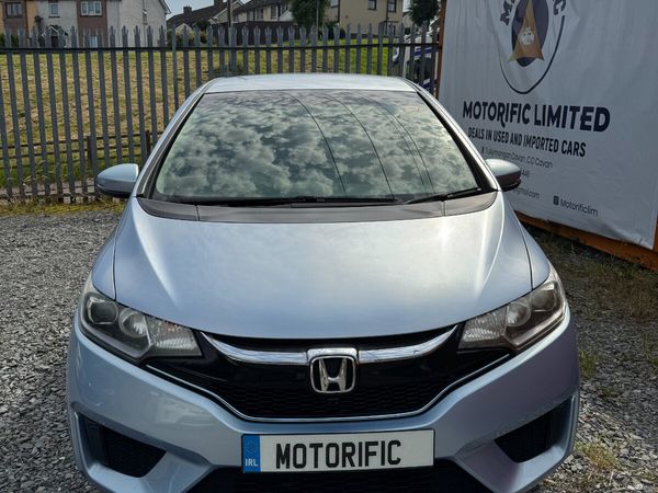 Honda Fit Hatchback, Petrol Hybrid, 2015, Blue