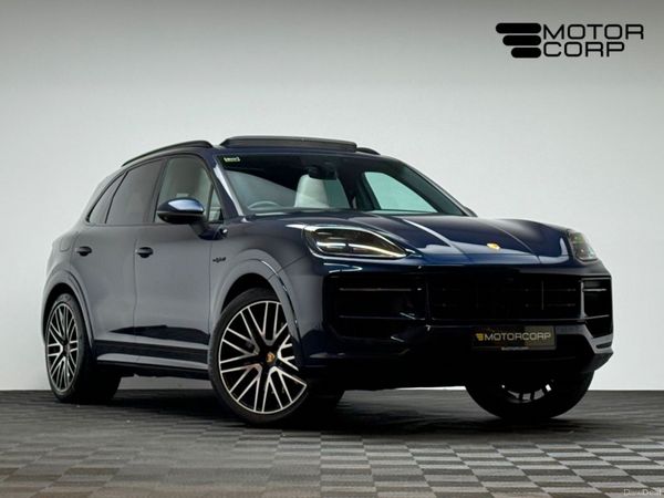 Porsche Cayenne SUV, Petrol Plug-in Hybrid, 2024, Blue