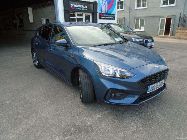 Ford Focus Hatchback, Diesel, 2020, Blue