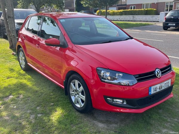 Volkswagen Polo Hatchback, Diesel, 2014, Red