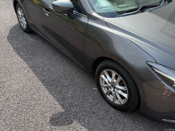 Mazda Mazda3 Saloon, Diesel, 2017, Grey
