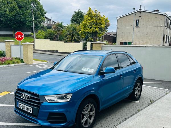 Audi Q3 SUV, Petrol, 2015, Blue