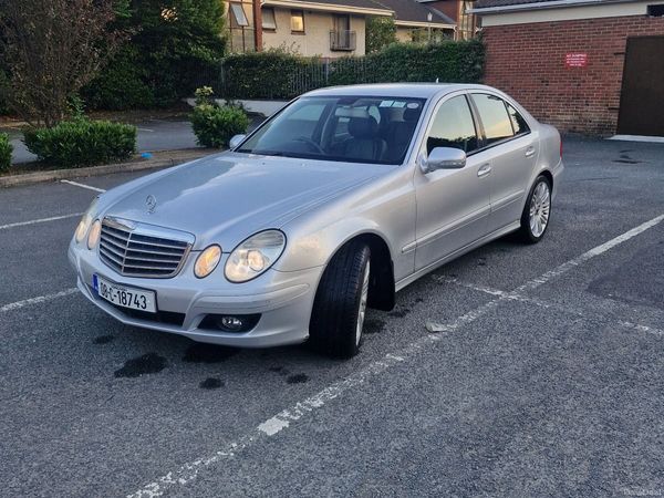 Mercedes-Benz E-Class Saloon, Petrol, 2008, Silver