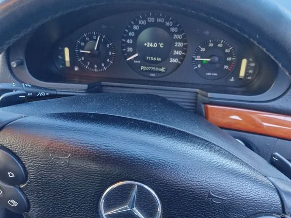 Mercedes-Benz E-Class Saloon, Petrol, 2008, Silver
