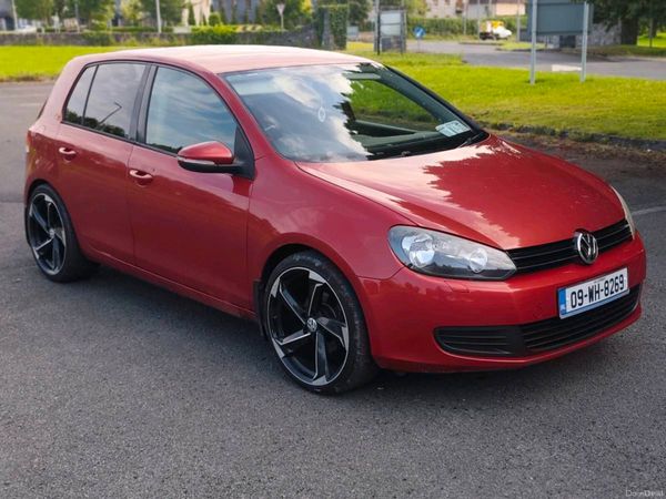 Volkswagen Golf Hatchback, Diesel, 2009, Red