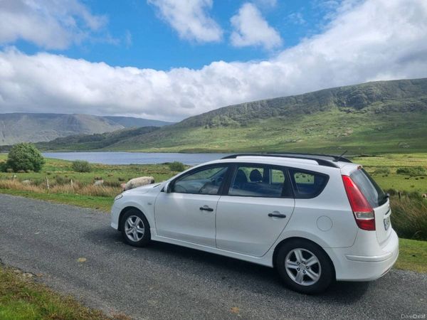 Hyundai i30 Estate, Diesel, 2011, White