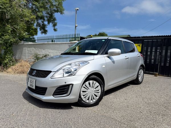 Suzuki Swift Hatchback, Petrol, 2016, Silver
