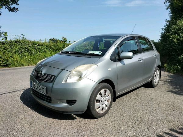 Toyota Yaris Hatchback, Petrol, 2008, Silver
