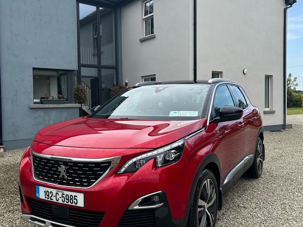 Peugeot 3008 Hatchback, Diesel, 2019, Red