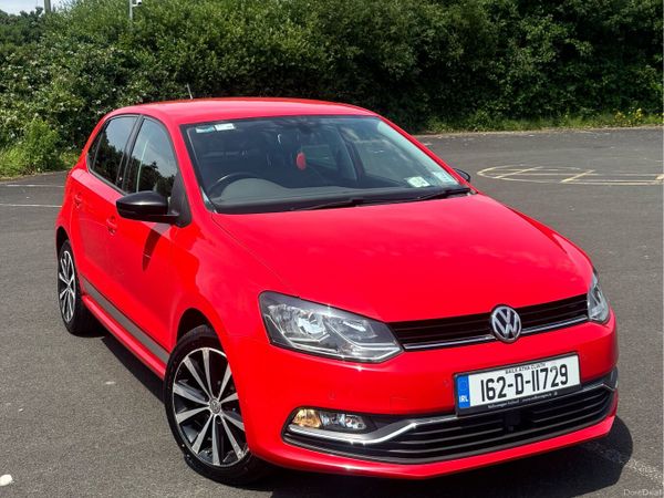 Volkswagen Polo Hatchback, Petrol, 2016, Red