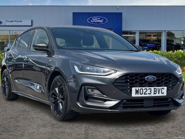 Ford Focus Hatchback, Petrol, 2023, Grey