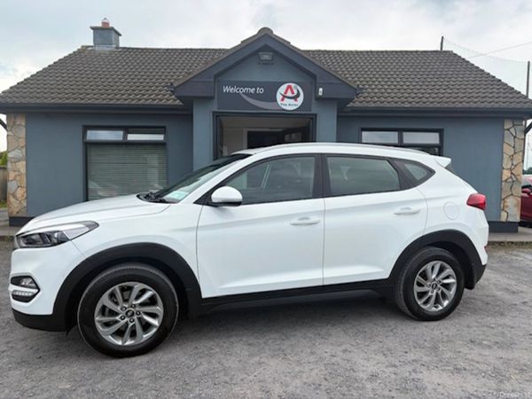 Hyundai Tucson SUV, Diesel, 2017, White