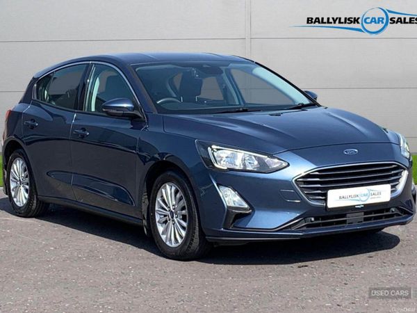 Ford Focus Hatchback, Petrol, 2019, Blue