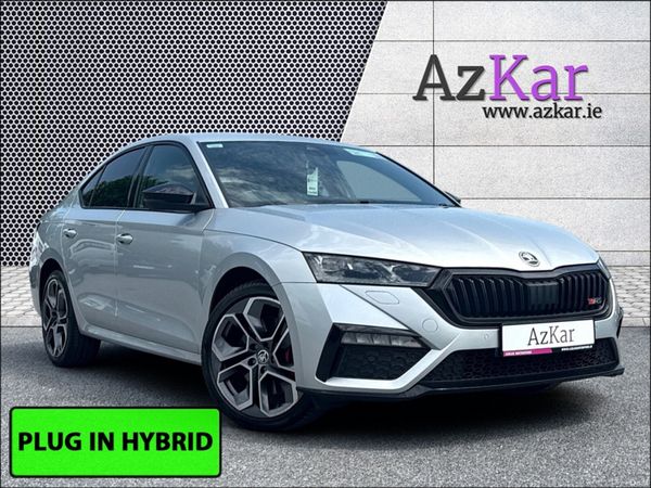 Skoda Octavia Hatchback, Petrol Plug-in Hybrid, 2021, Silver