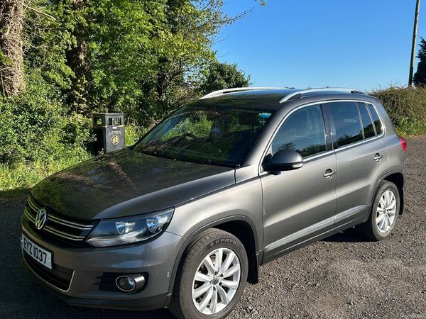 Volkswagen Tiguan SUV, Diesel, 2015, Grey