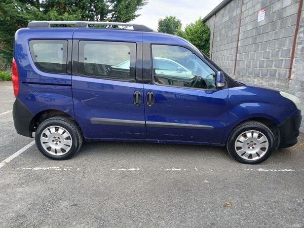 Fiat Doblo MPV, Diesel, 2011, Blue