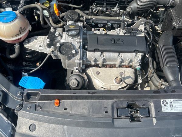 Volkswagen Polo Hatchback, Petrol, 2012, Black