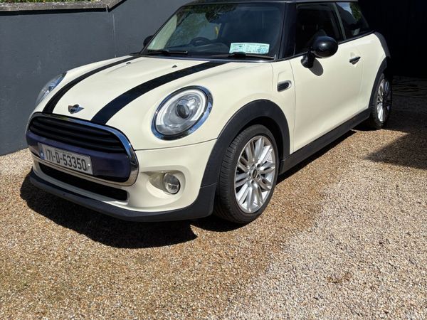 Mini Cooper Hatchback, Petrol, 2017, White