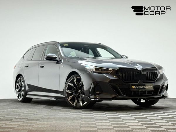 BMW 5-Series Estate, Petrol Plug-in Hybrid, 2025, Grey