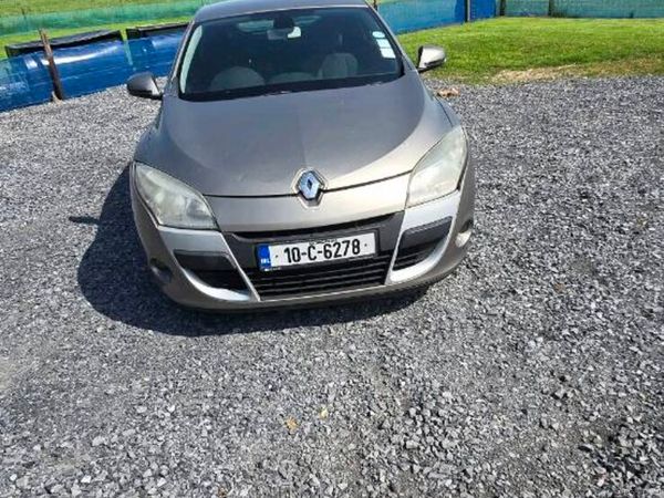 Renault Megane Coupe, Diesel, 2010, Gold