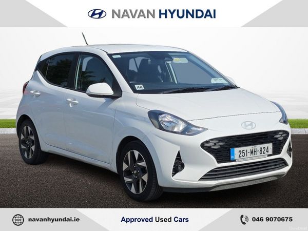 Hyundai i10 Hatchback, Petrol, 2025, White