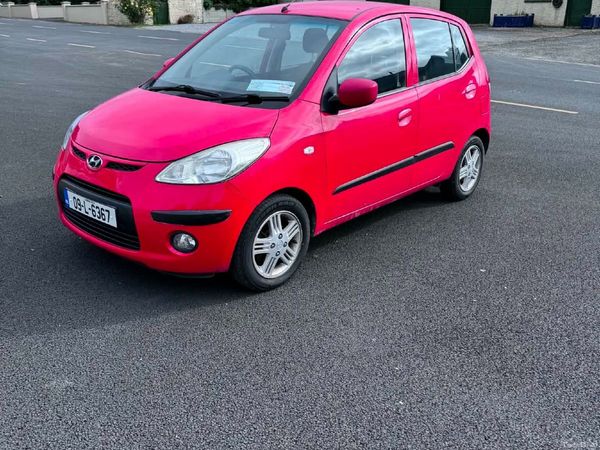 Hyundai i10 Hatchback, Petrol, 2009, Red