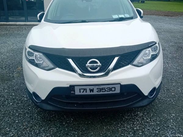 Nissan Qashqai SUV, Diesel, 2017, White