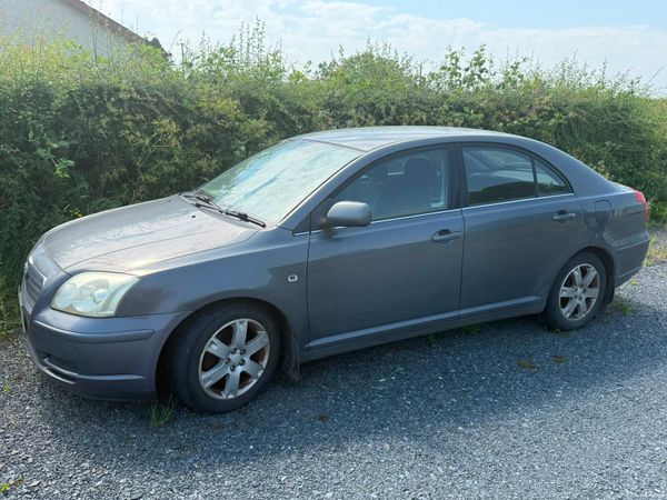 Toyota Avensis Hatchback, Petrol, 2005, Silver