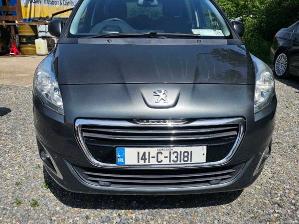 Peugeot 5008 MPV, Diesel, 2014, Grey