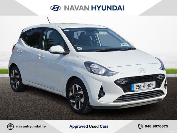Hyundai i10 Hatchback, Petrol, 2025, White