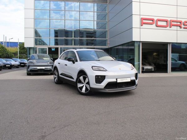 Porsche Macan SUV, Electric, 2026, 