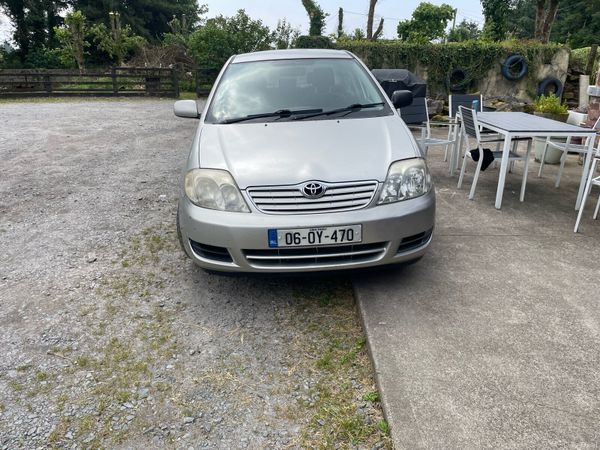 Toyota Corolla Saloon, Petrol, 2006, Silver