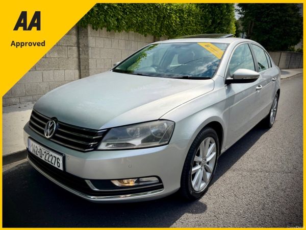 Volkswagen Passat Saloon, Petrol, 2014, Silver