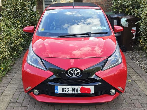 Toyota Aygo Hatchback, Petrol, 2016, Red