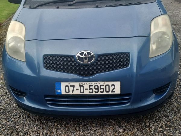 Toyota Yaris Hatchback, Petrol, 2007, Blue