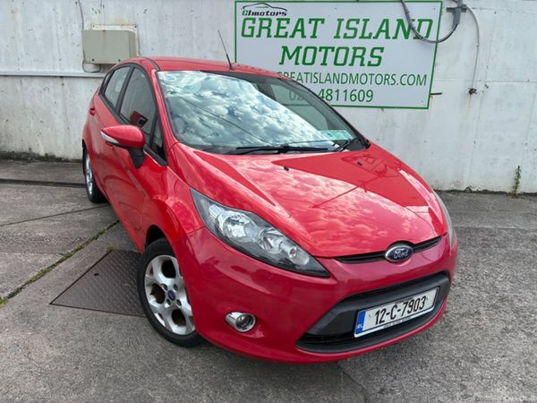 Ford Fiesta Hatchback, Petrol, 2012, Red