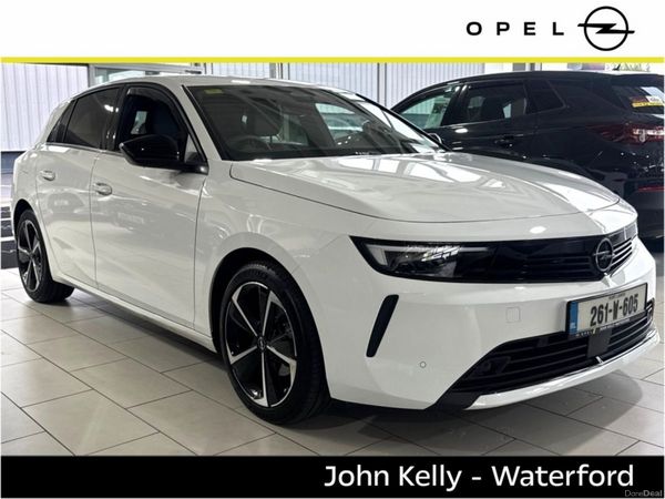 Opel Astra Estate, Petrol, 2026, White