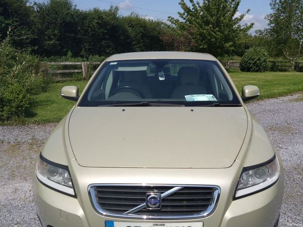 Volvo S40 Saloon, Petrol, 2007, Green