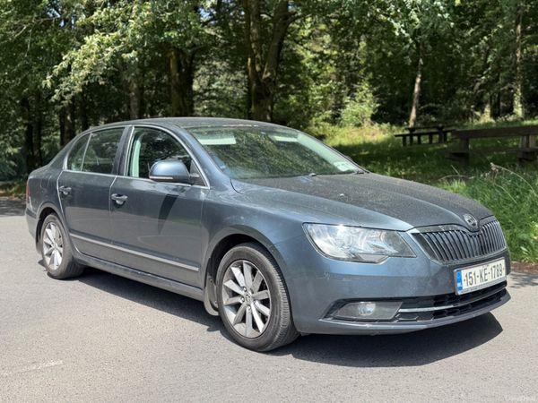 Skoda Superb Saloon, Diesel, 2015, Grey