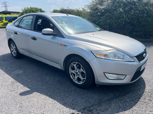 Ford Mondeo Hatchback, Diesel, 2011, Silver