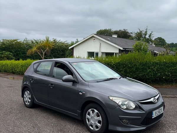 Hyundai i30 Hatchback, Diesel, 2011, Grey