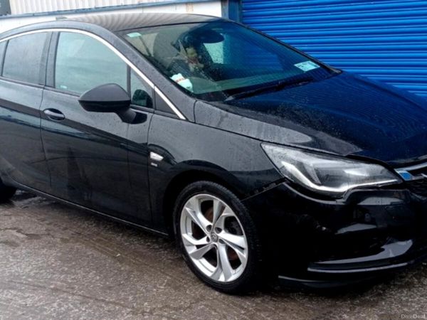 Vauxhall Astra Hatchback, Diesel, 2017, Black