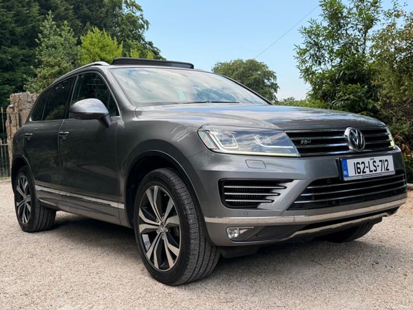 Volkswagen Touareg SUV, Diesel, 2016, Grey