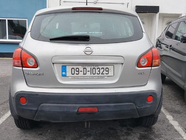 Nissan Qashqai Hatchback, Diesel, 2009, Silver