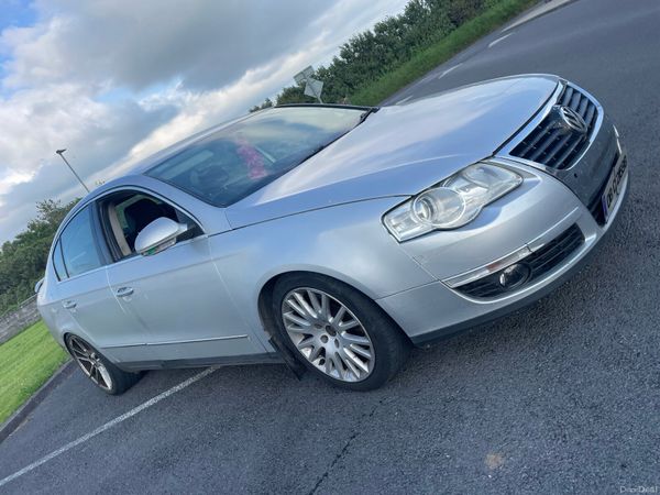 Volkswagen Passat Saloon, Diesel, 2008, Silver