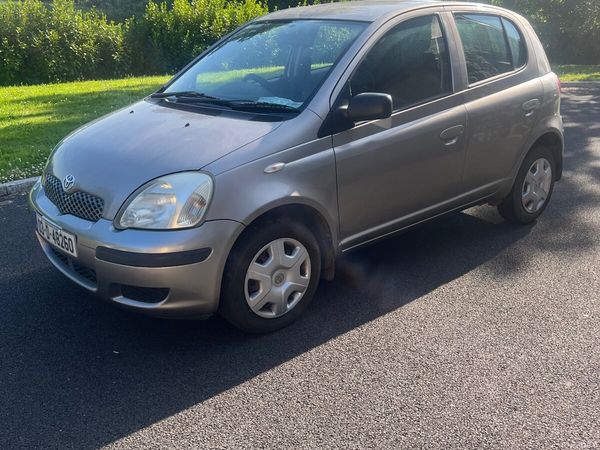 Toyota Yaris Hatchback, Petrol, 2003, Grey