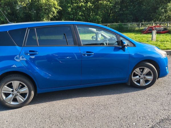 Toyota Verso MPV, Diesel, 2015, Blue