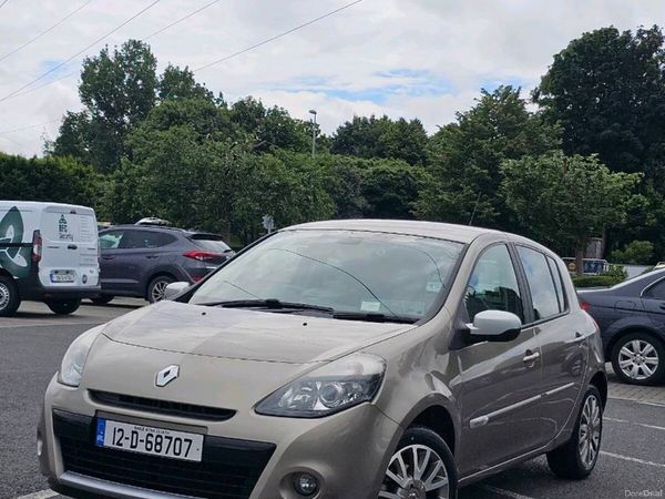 Renault Clio Hatchback, Petrol, 2012, Beige