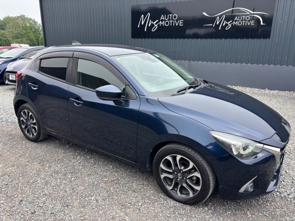 Mazda Demio Hatchback, Diesel, 2017, Blue